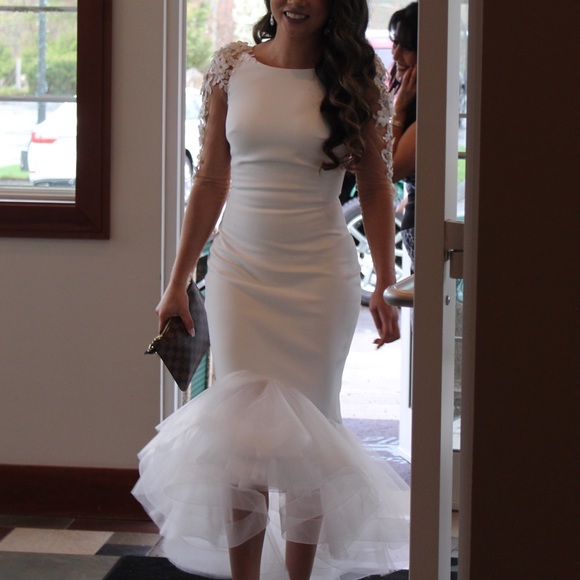 Dress - Picture 2 of 4